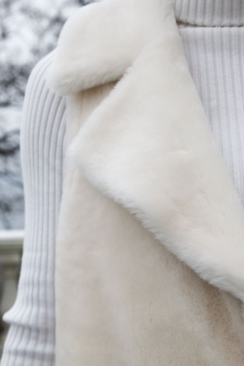 Raelynn Weste | Shearling Perlweiß