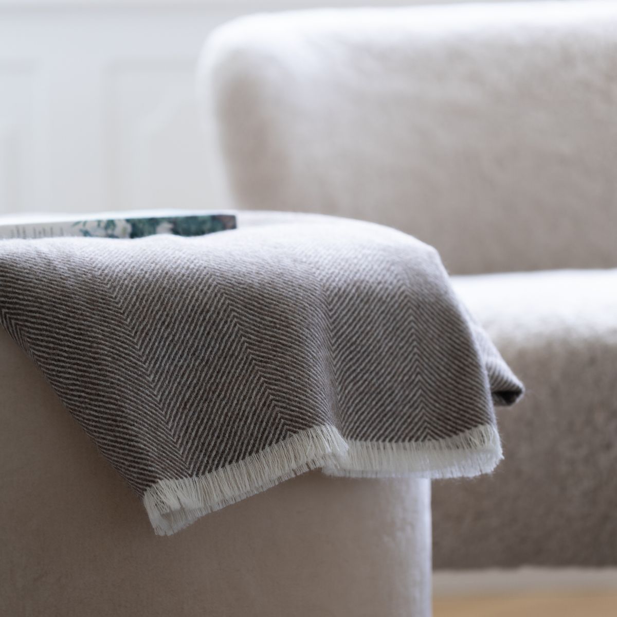 Sidsley Decke | 100% Alpaka Wolle | 130x200 cm Dunkelbraun