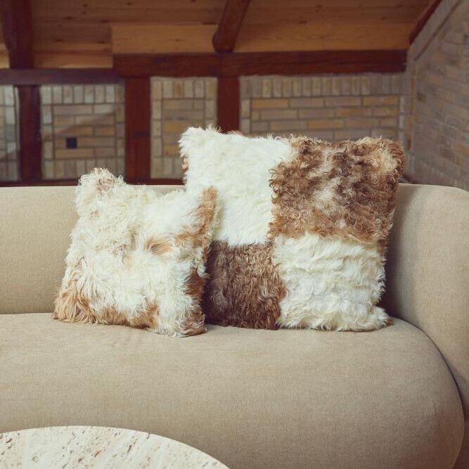 Lammfellkissen | Toskana Lammfell | Italien Schwarz/Weiß Mix