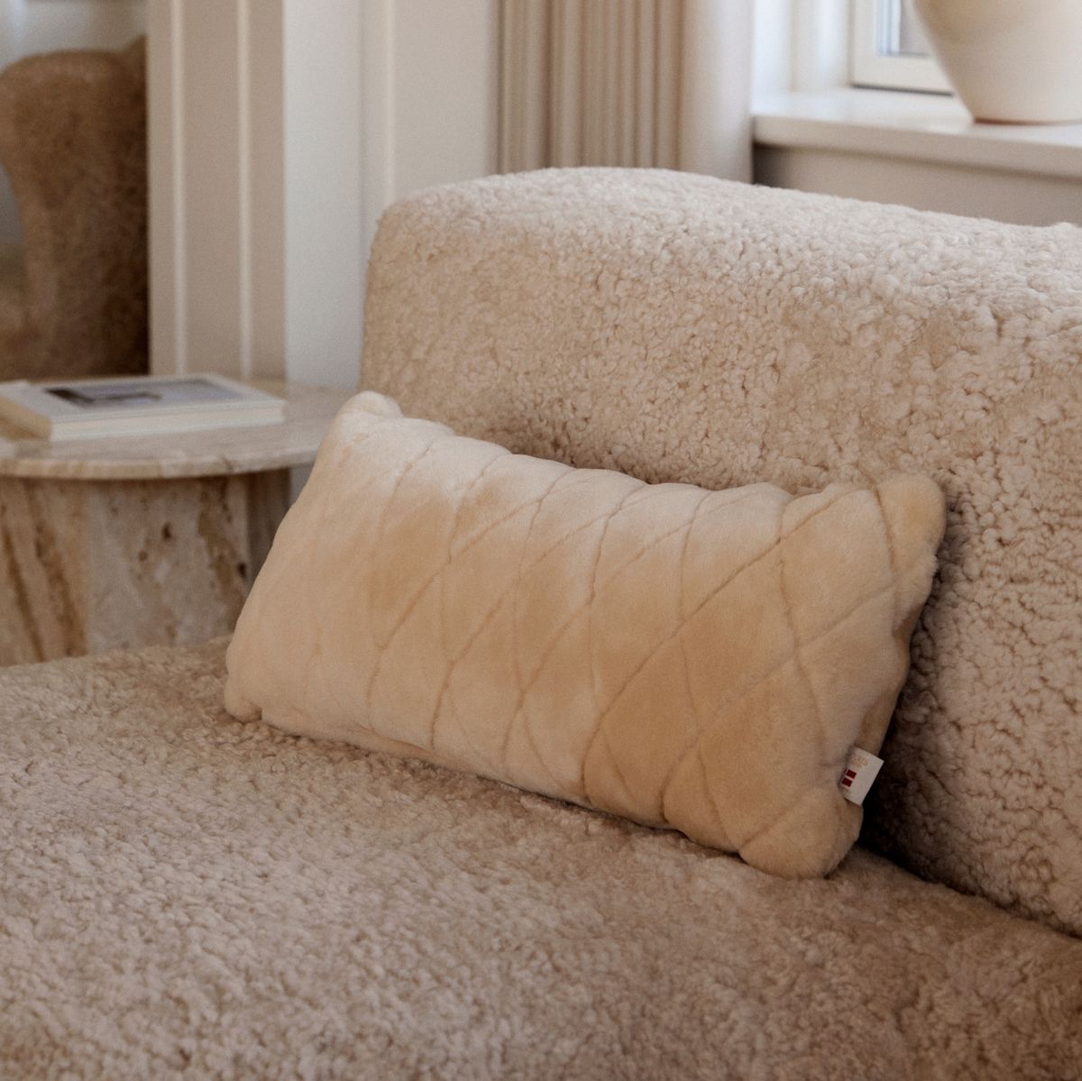 Leaf Lammfellkissen | Neuseeland | Mokassin | 28x56 cm Kastanie