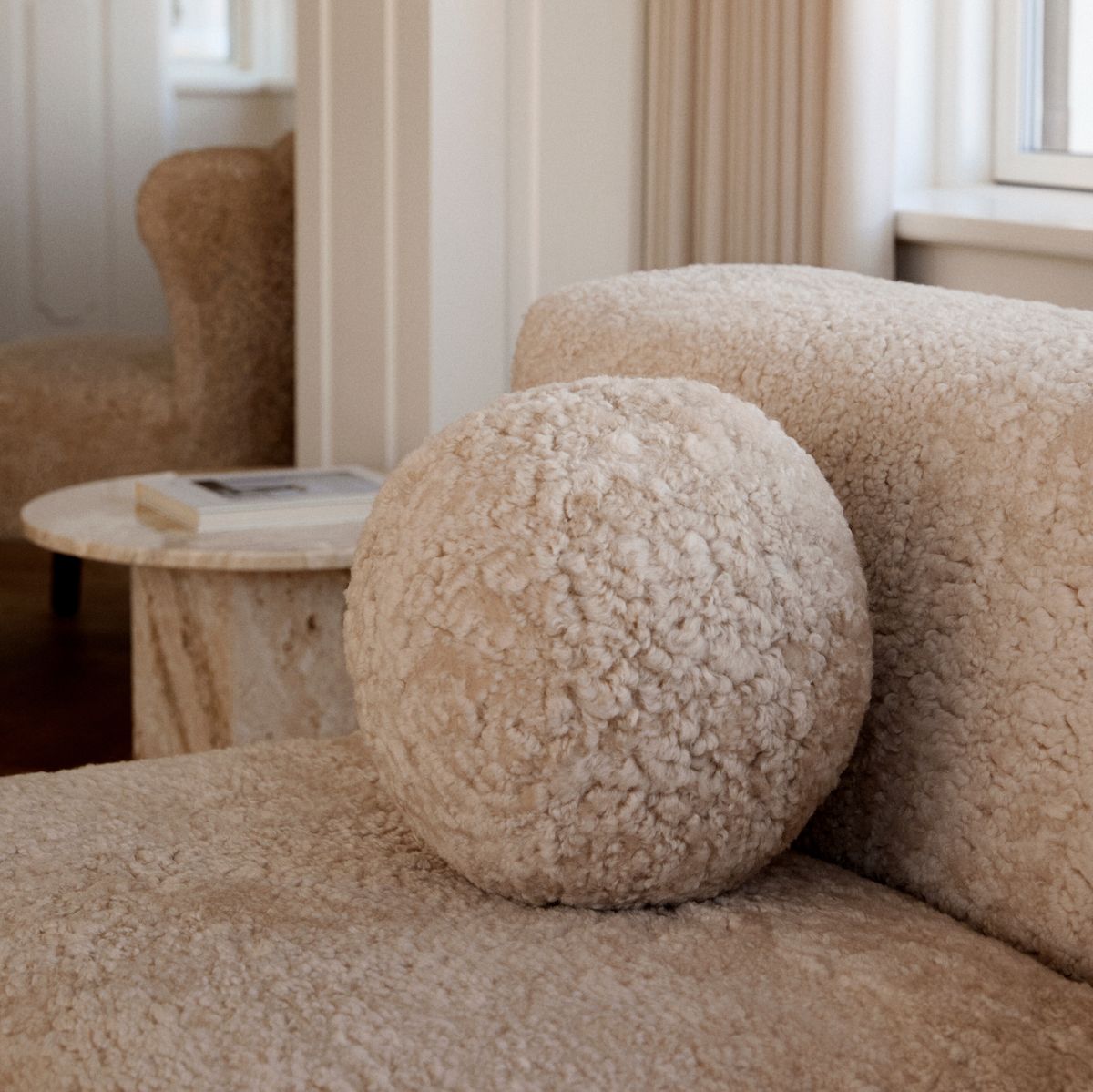 Angelite Kissenball | Kurzhaar | Neuseeland | D25/30/35 cm Anthrazit