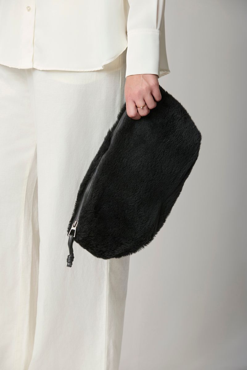 Maxi Havana Clutch | Lammwolle Schwarz