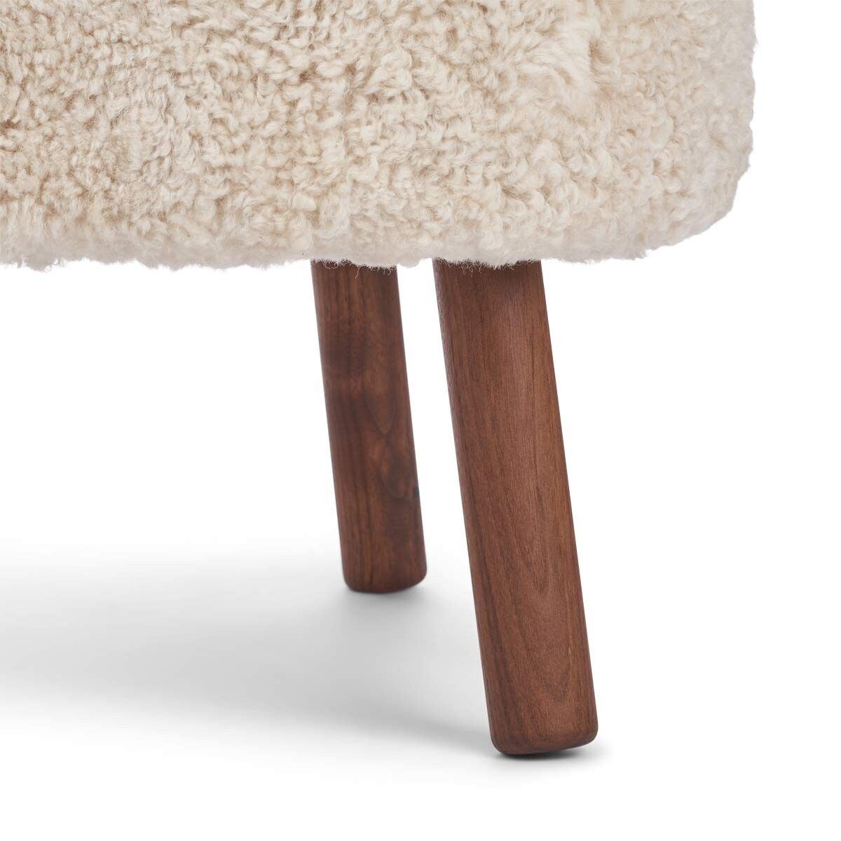 Emil Loungesessel | Kurzhaar | Design Möbel Perlweiß