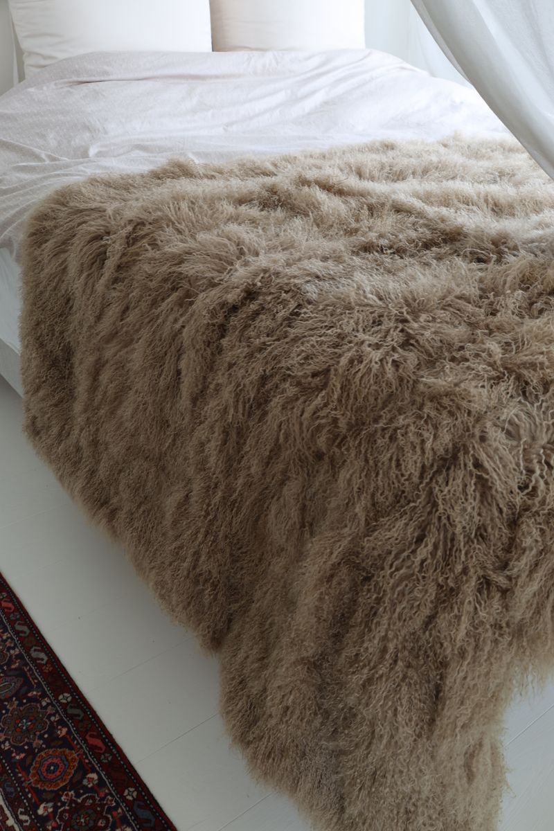 Lammfell Plaid | Tibet | 60x120 cm Arctic Sunrise