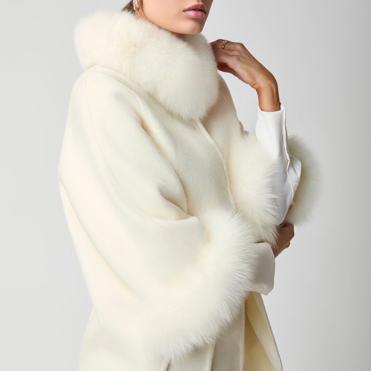 Lorraine Poncho | Wolle, Fuchs Beige