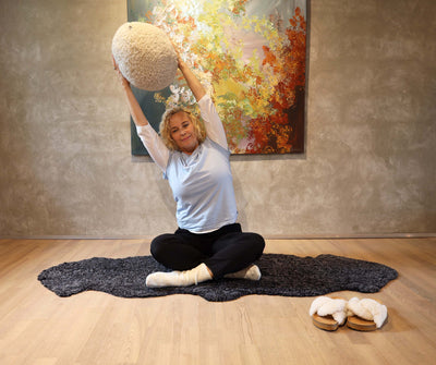 Kann man Yoga auf einem Lammfell machen?