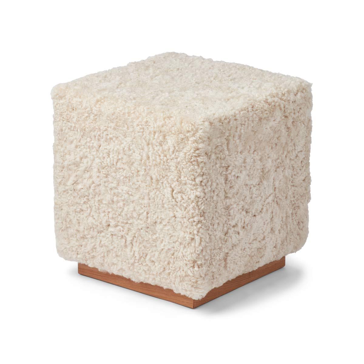 Benjamin Cube Upholstered Stool - Naturescollection.eu