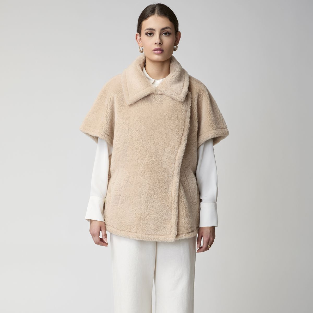 Antonella Poncho | Lammwolle Beige