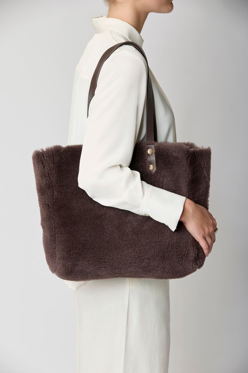 Aya Tasche | 100% Lammwolle Kaffeebohne