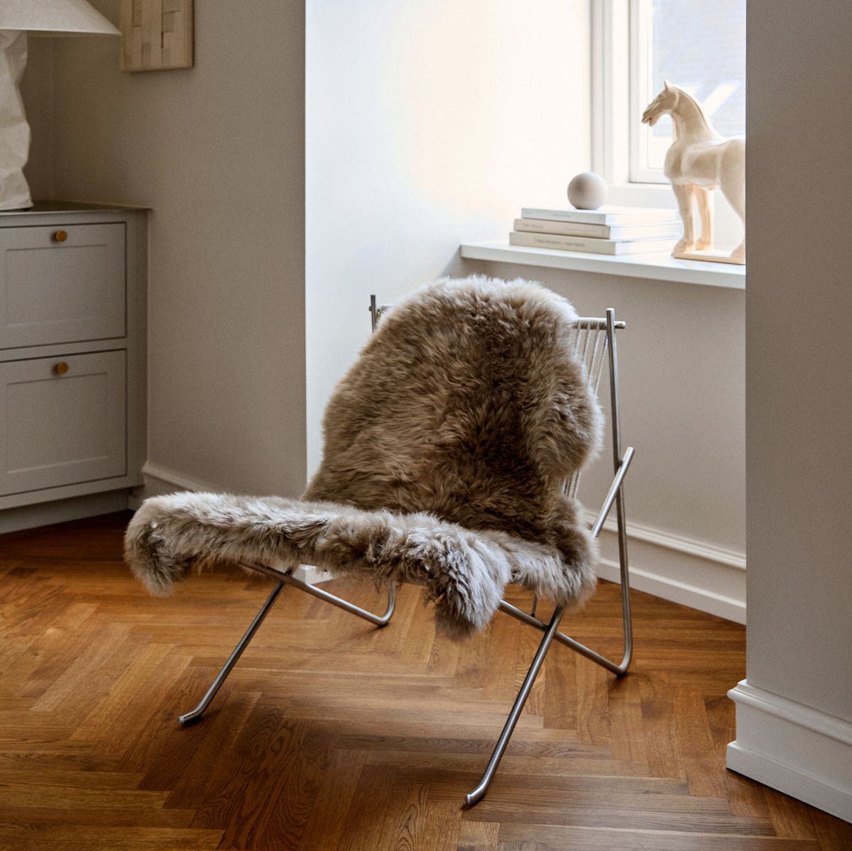 Lammfell | Langhaar | Neuseeland | 90x60 cm Aubergine