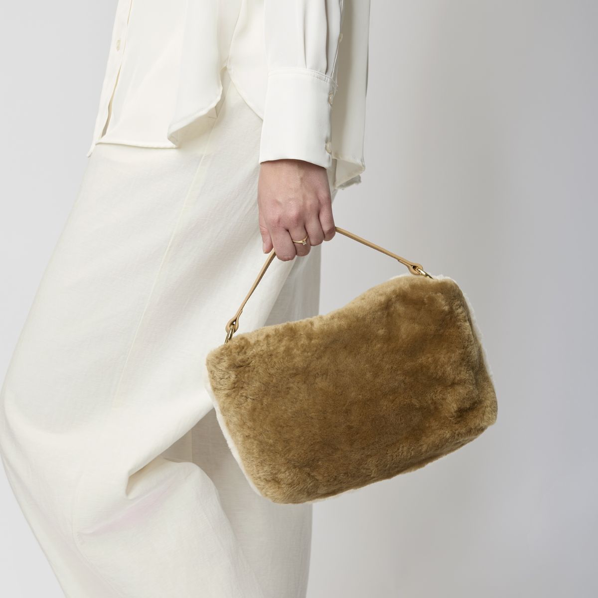 Olivia Tasche | Lammwolle Beige