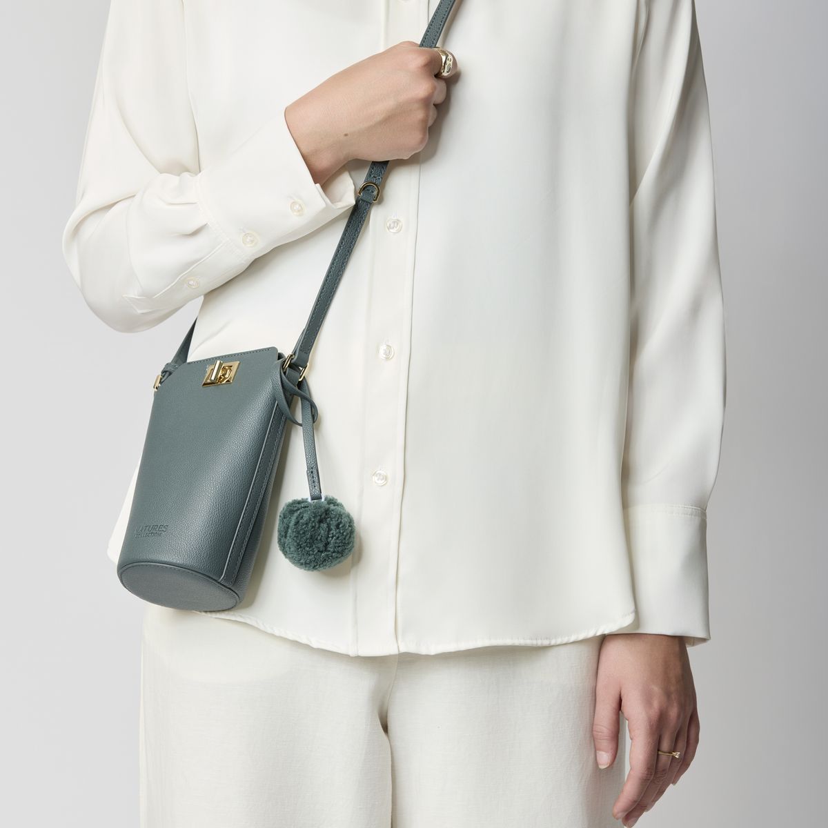 Adina Handytasche | Lammleder Antikgrün