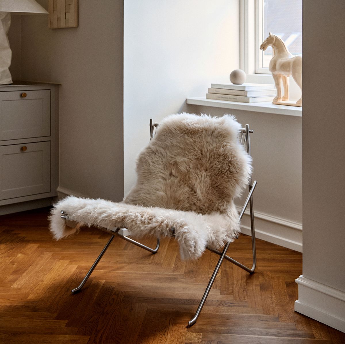 Lammfell | Langhaar | Neuseeland | 135x60 cm Aubergine