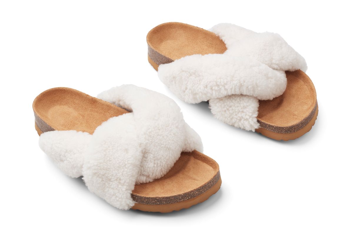 Lilly Cross Slippers | Lammwolle, Kork