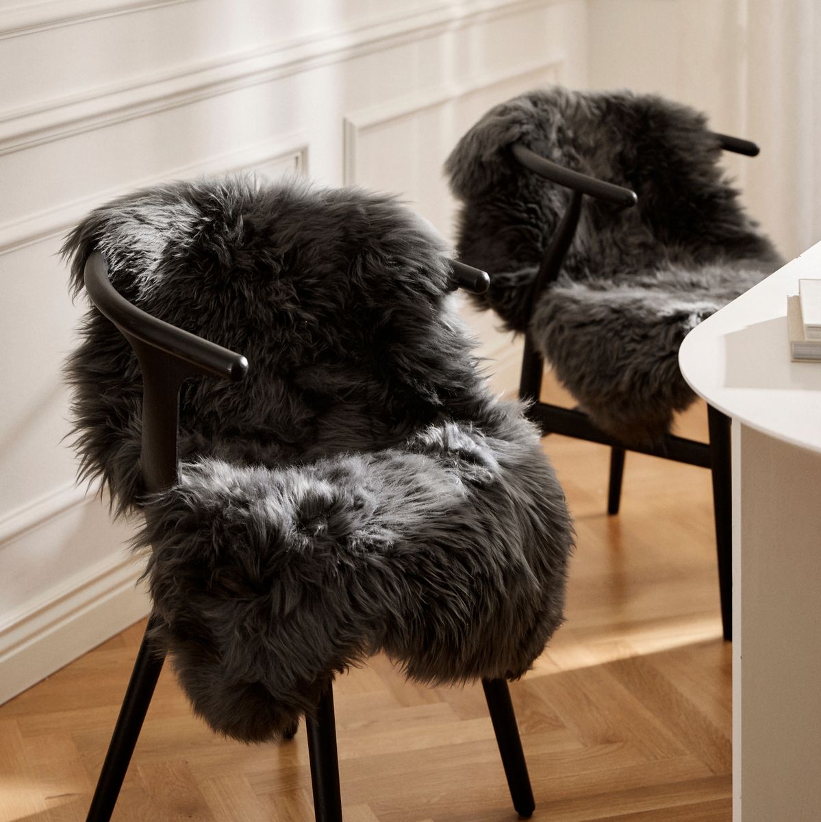 Lammfell | Langhaar | Neuseeland | 135x60 cm Aubergine