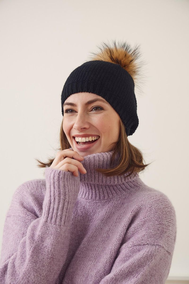 Stella Beanie | Wolle, Waschbär Schwarz/Naturbraun