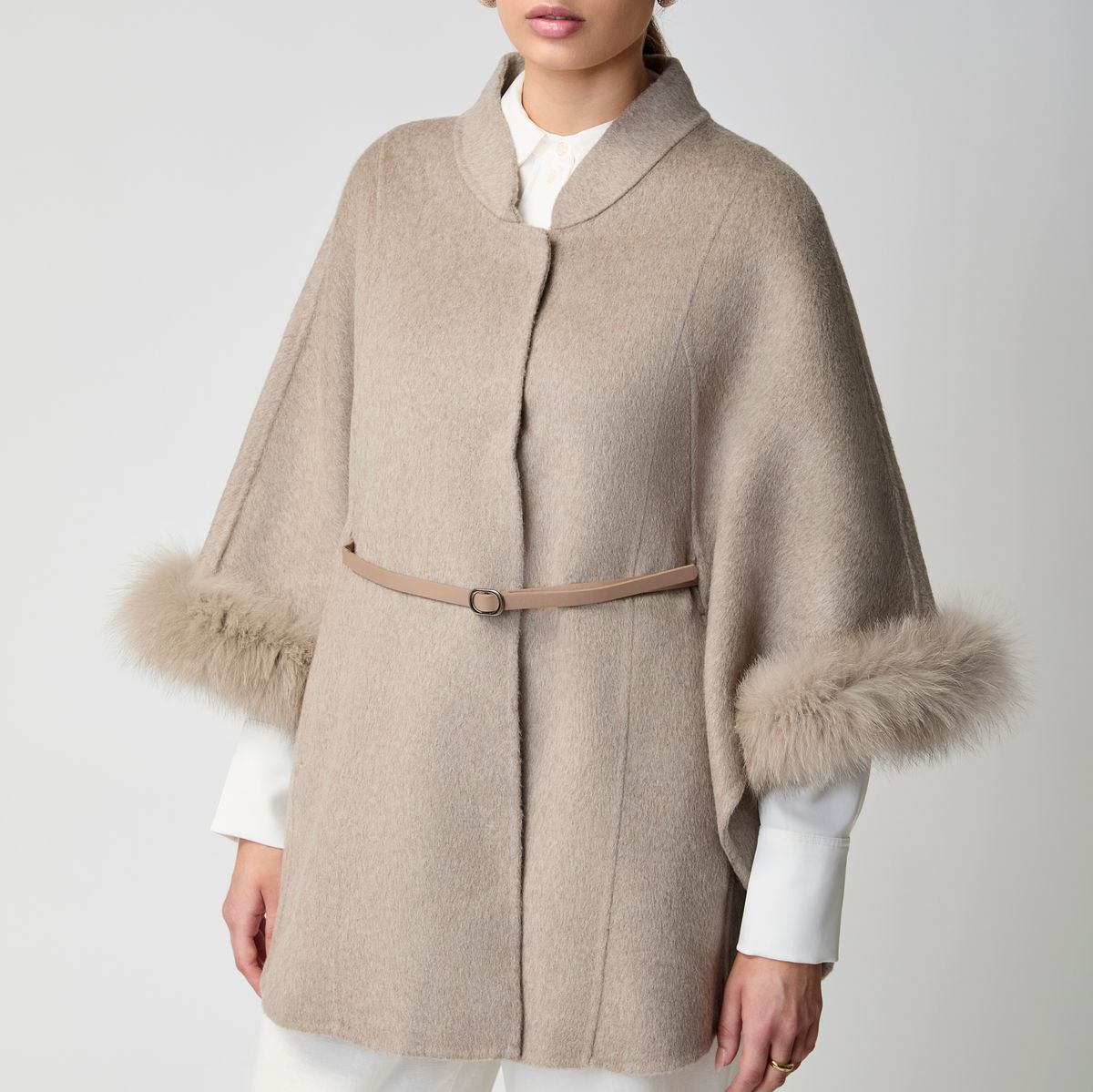 Lorraine Poncho | Wolle, Fuchs Beige
